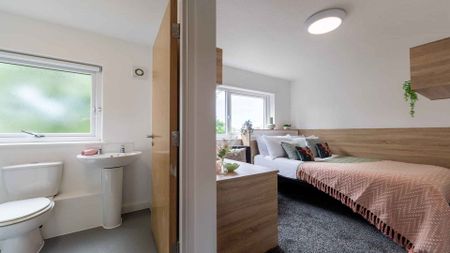 Silver Ensuite Medium - Photo 3