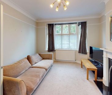 4 bedroom terraced house to rent - Photo 2