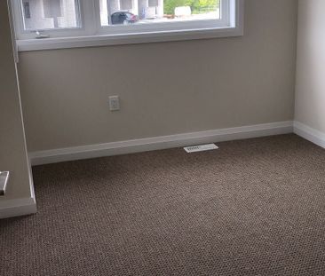 For Lease - 35 Midhurst Heights Unit# 19, Hamilton, Ontario - Photo 1