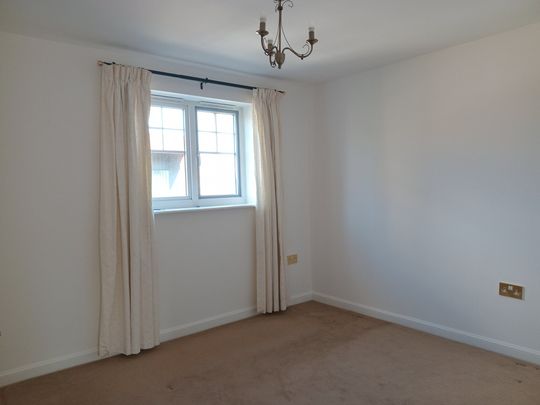 Lisbon Drive - Photo 1
