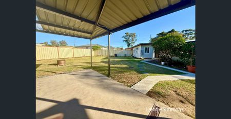 Modern family home with extra retreat space - Photo 3