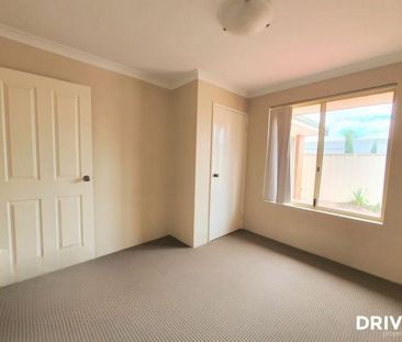 Spacious 3x2 Unit in a Quiet Complex - Photo 4