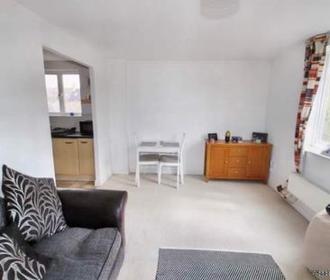 2 bedroom property to rent in Aylesbury - Photo 5