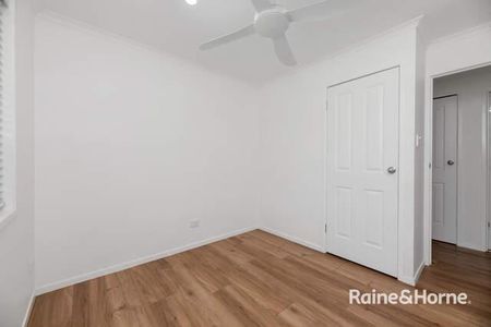 Newly Updated 4-Bedroom Residence - Photo 4