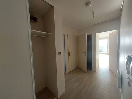 LOCATION APPARTEMENT T3, POITIERS, COURONNERIES - Photo 3