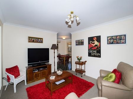 Perfect Middle Ridge Home - Photo 4