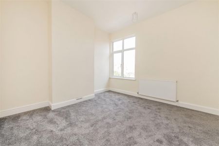 3 bed House To Let - Photo 5