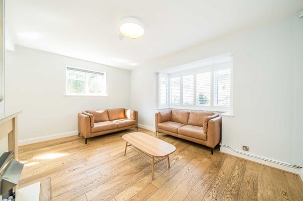 Effra Road, London, SW2, London - Photo 1