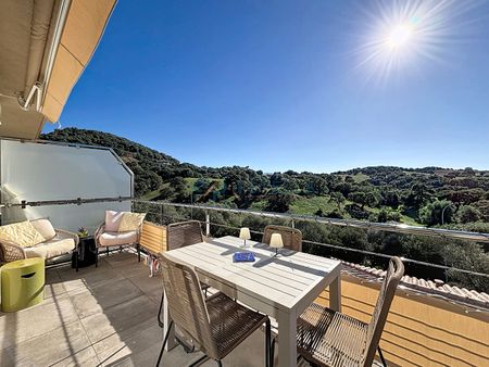 Charmant T3 en Souplex Meublé avec Double Terrasse et Vue Mer, - Photo 3