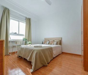 Carrer del Baró de San Petrillo, Valencia, Valencian Community 46020 - Photo 4