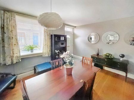 2 bedroom terraced house to rent - Photo 5