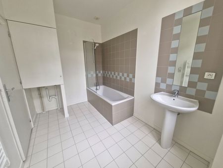 Location Appartement 2 pièces 56m² - Photo 2