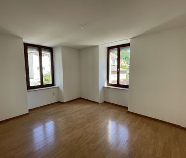 St-Imier, bel appartement de 4 pièces au 2ème étage avec ascenseur - Photo 4
