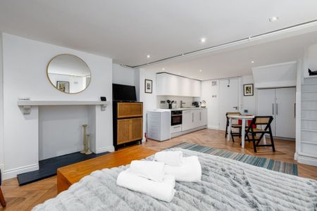 24a St Thomas's Pl, London E9 7PW, UK, London - Photo 3