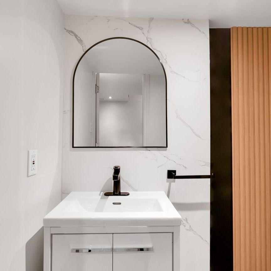 For Lease - 2 Sylvia Court, Clarington, Ontario - Photo 1