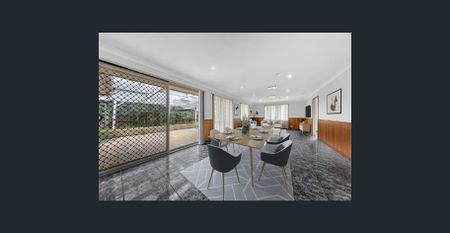 Charming Family Home in Roxburgh Park - Photo 3