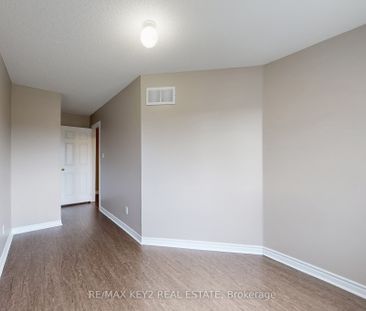 For Lease - 369 Caboto Trail, Markham, Ontario - Photo 6