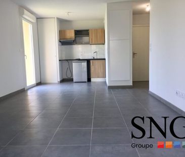 T2 AVEC JARDIN ET TERRASSE + PARKING DOUBLE - Photo 5