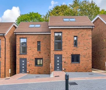 To Let 4 Bedroom House - Photo 4