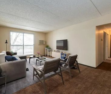 1 Bedroom - Photo 4
