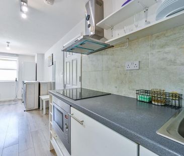 Studio to rent - Photo 3