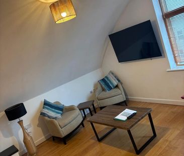 *BALCONY* Marine Road, Eastbourne *LIFT ACCESS* - Photo 2