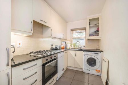 2 bedroom flat to rent - Photo 4