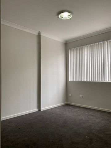 6/5-13 Virginia Street, ROSEHILL NSW 2142 - Photo 2