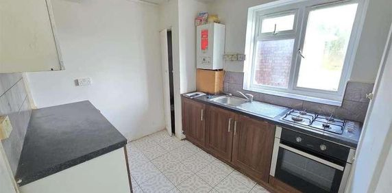 Langdon Crescent, London, E6 - Photo 2