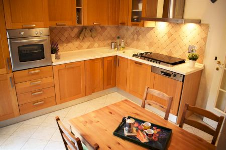 Big and bright double bed room in Porta al Prato - Photo 3