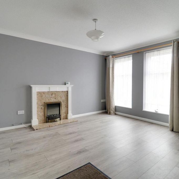 4 bedroom house to rent - Photo 1