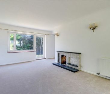 Tuffnells Way, Harpenden, Hertfordshire, AL5 3HG - Photo 1