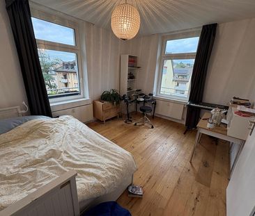 Zentrale Wohnung mit allem, was das Herz begehrt! - Foto 4