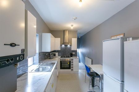 6 bedroom maisonette to rent - Photo 2