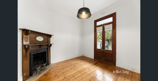 Charming Three Bedroom Home in the Heart of Armadale - Photo 1