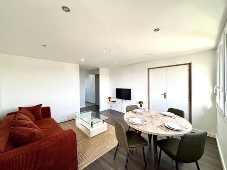 Location Appartement 4 pièces 65m² ANGERS 49000 - Photo 3