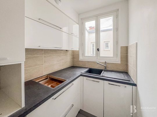 Rental Apartment Paris 8th - Photo 1