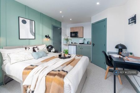 1 bedroom in a house share to rent - Photo 5