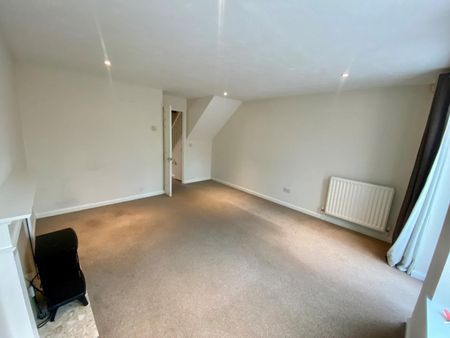 2 bedroom House To Let - Photo 2