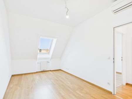 Moderne Dachgeschosswohnung mit großzügiger Terrasse | 3 Zimmer in bester Lage in 1190 Wien - Photo 3