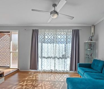 3 Bonnie Dundee Court, Bundamba QLD 4304 - House For Rent | Domain - Photo 2