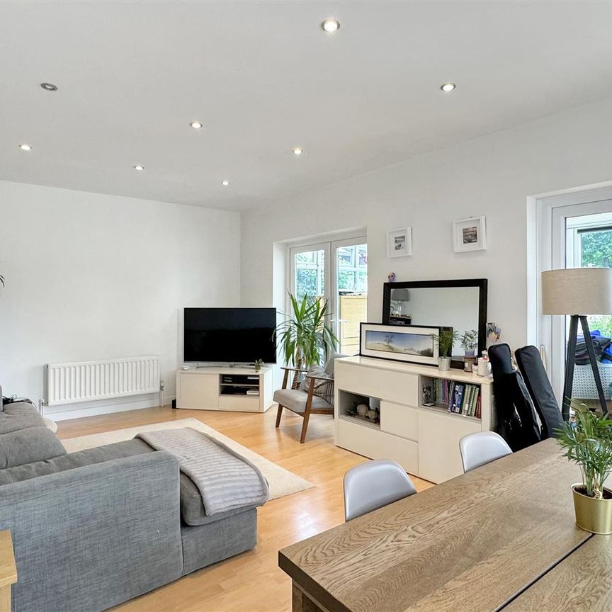 3 Bedroom Chalet - Photo 1