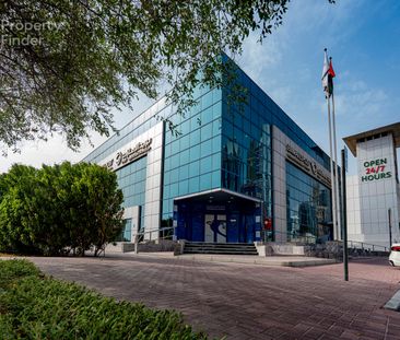 Spacious 2BHK & Balcony| Chiller FreeFamily Only | - Photo 5