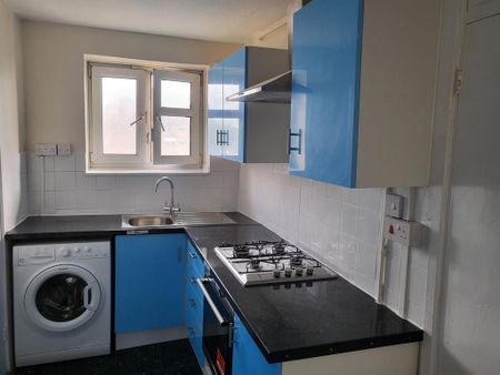 1 bedroom flat to rent - Photo 4
