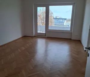 Exklusives Wohnen in Döbling: 132 m² Traumwohnung mit 3 Balkonen & Kamin! - Photo 3