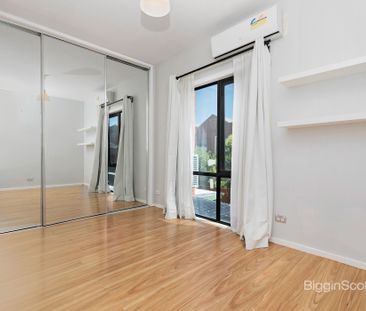 33 Laity Street, Richmond VIC 3121 - House For Rent | Domain - Photo 4