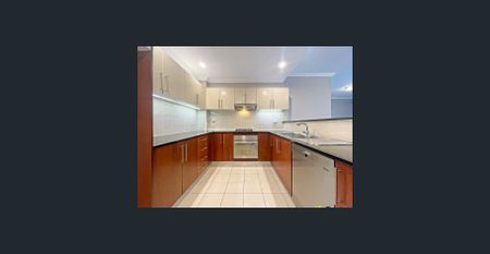 Exceptional 2 Bedroom Apartment! - Photo 4