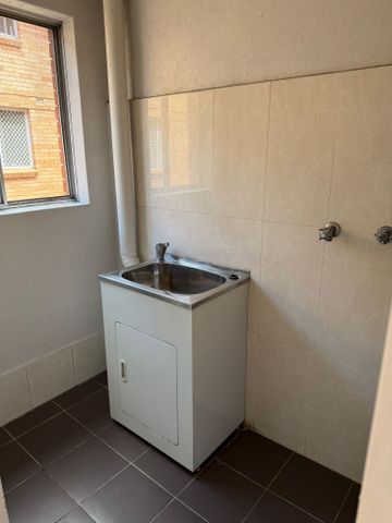 Comfortable 2-Bedroom Unit in Cabramatta - Photo 3