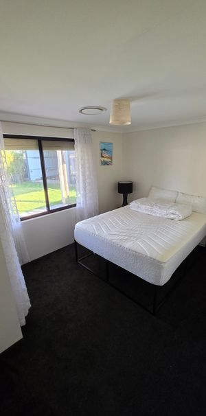 Australind - Photo 1