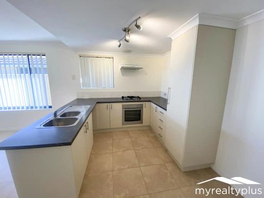 “FAMILY HOME WITH EASY CARE LIVING” - Photo 1